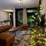 Modern With Balcony And Bbq At West Station شقة إنترلاكن