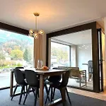 شقة Modern With Balcony And Bbq At West Station *