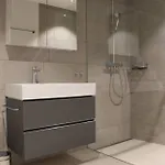 Modern With Balcony And Bbq At West Station شقة *