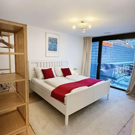 아파트 Modern With Balcony And Bbq At West Station 인터라켄