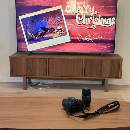 Modern With Balcony And Bbq At West Station *