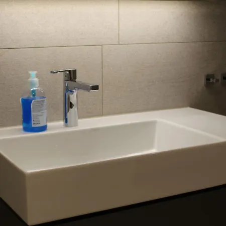 Modern With Balcony And Bbq At West Station * 인터라켄