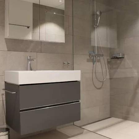 Modern With Balcony And Bbq At West Station 아파트 *