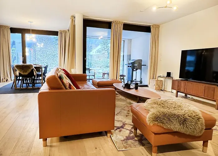 Modern With Balcony And Bbq At West Station Apartmán