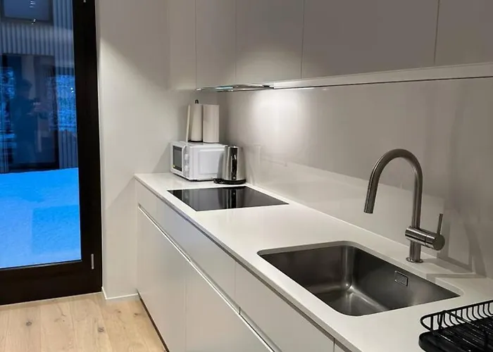 Apartmán Modern With Balcony And Bbq At West Station *