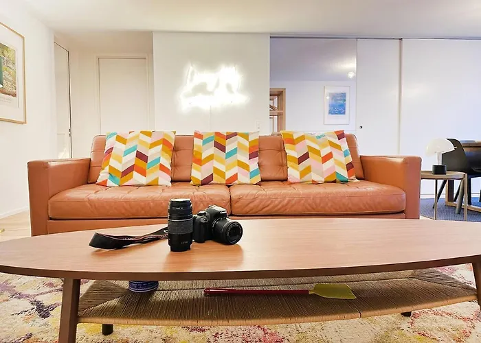 Modern With Balcony And Bbq At West Station Apartmán *