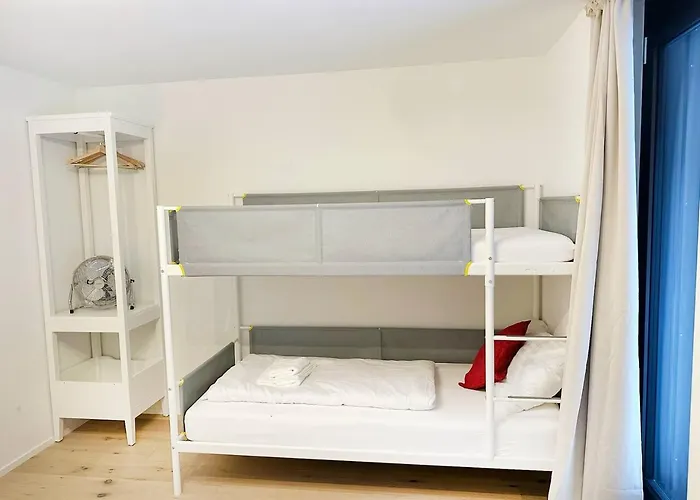 Modern With Balcony And Bbq At West Station Apartmán