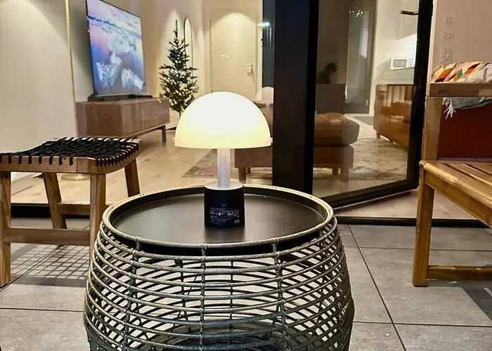 Modern With Balcony And Bbq At West Station Apartmán *