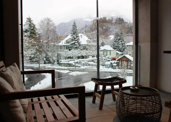 Modern With Balcony And Bbq At West Station